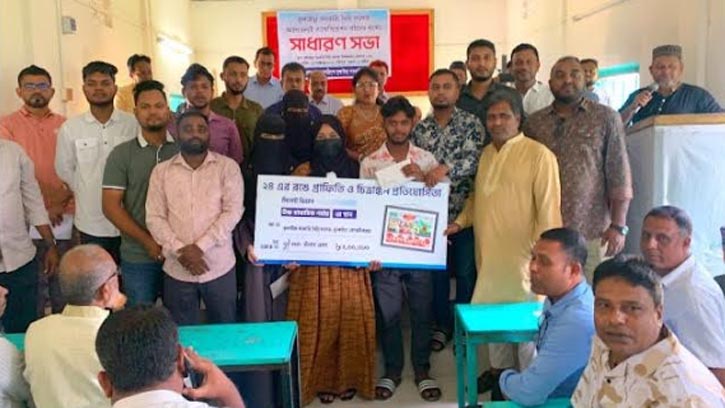 মৌলভীবাজারে সরকারি কলেজে 