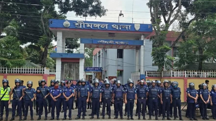 মৌলভীবাজারে জেলা পুলিশের বিশেষ ড্রিল চেকপোস্ট অভিযান