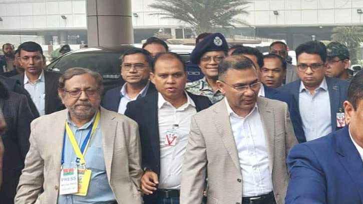 এভারকেয়ারে পৌঁছেছেন তারেক রহমান