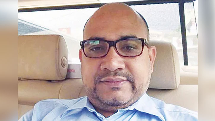 দুর্নীতিবাজ ঠিকাদার মিঠু গ্রেফতার 