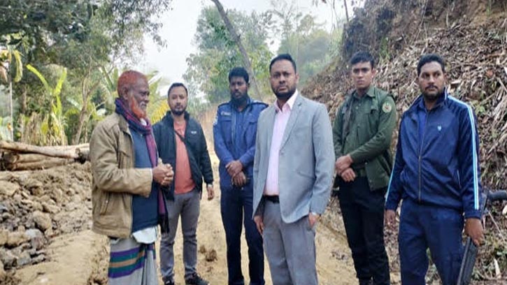 বড়লেখায় টিলা কাঁটার দায়ে লাখ টাকা জরিমানা