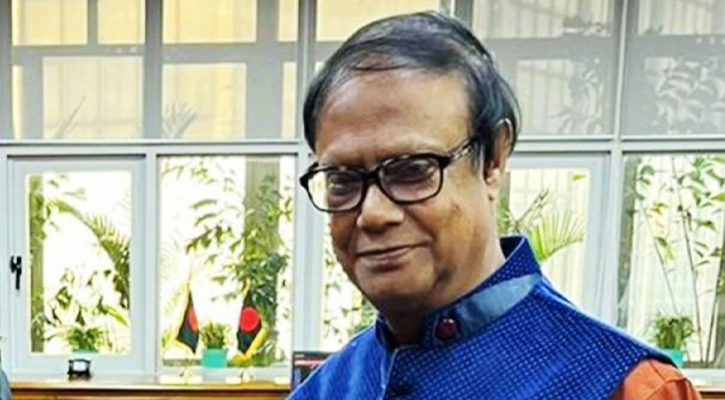 বিনিয়োগকারীদের চাপ: ২৪ ঘণ্টার মধ্যে গভর্নরকে পদত্যাগ করতে হবে