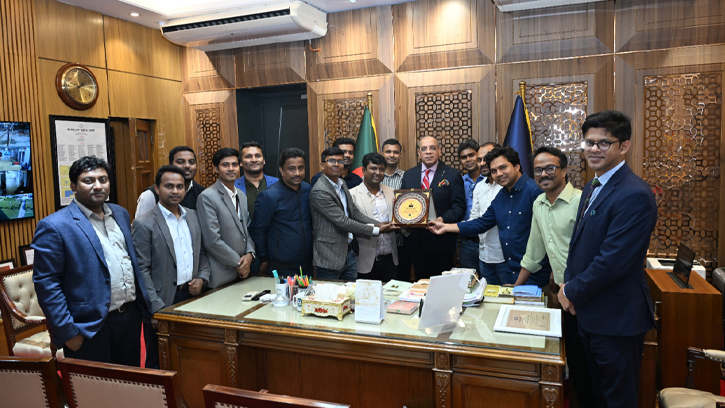 পৃথক সচিবালয় প্রতিষ্ঠায় গণমাধ্যমের অবদান অনন্য: প্রধান বিচারপতি