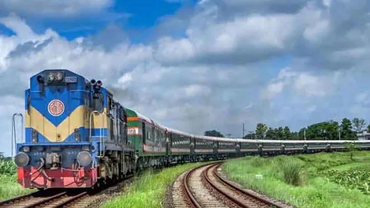 রাজধানীতে ট্রেনের ধাক্কায় যুবকের মৃত্যু