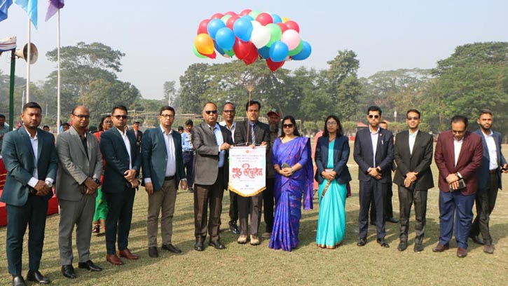 সরকারি কর্মকর্তা-কর্মচারী ও সন্তানদের নিয়ে বেলস পার্কে ক্রীড়া উৎসব