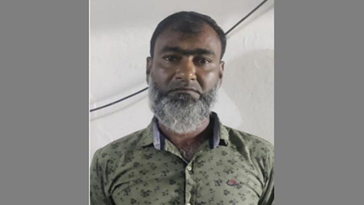 পটুয়াখালীতে ডেভিল হান্টে আ'লীগ নেতা গ্রেফতার    