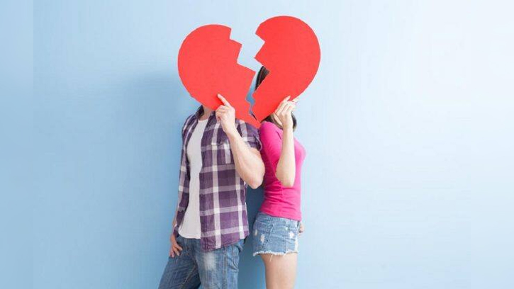 সম্পর্ক শেষ, নতুন শুরু—আজ ব্রেকআপ ডে