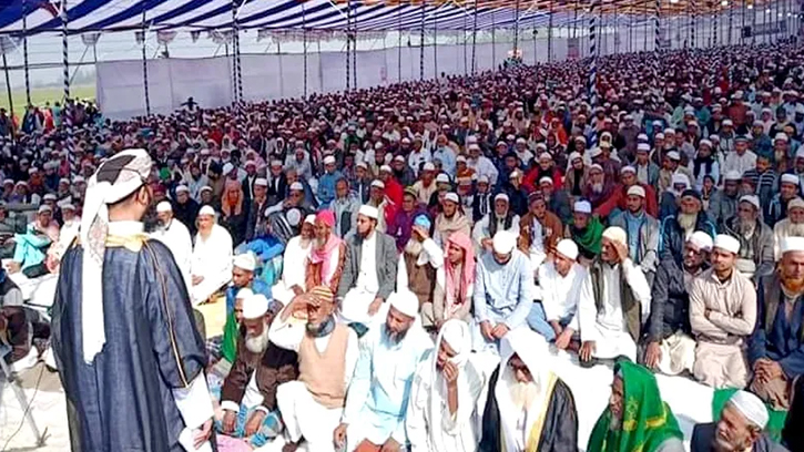 ঐতিহ্যবাহী বরুনা মাদ্রাসার ছালানা ইজলাছ অনুষ্ঠিত