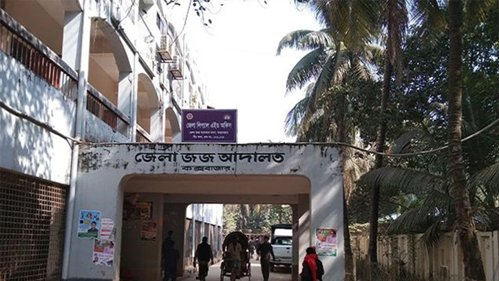 কক্সবাজারে বিএনপি নেতাকে লক্ষ্য করে গুলি, ৫ জন আহত