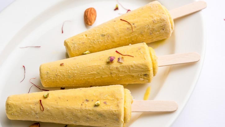 ঘরেই তৈরি করুন জিভে জল আনা ‘কেশর কুলফি’