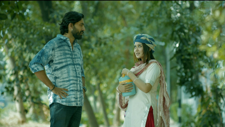 ‘টিফিন বক্স’: খাবারের সঙ্গে ভালোবাসার গল্প
