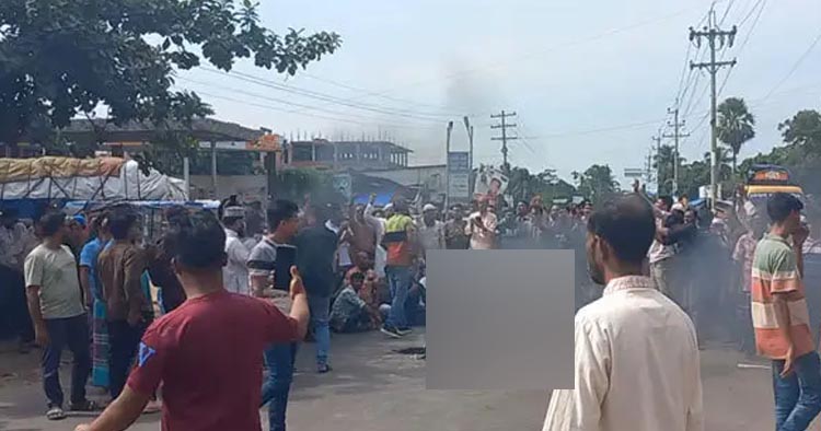 চাঁদপুরে এম.এ হান্নানকে মনোনয়ন না দেওয়ায় সড়কে আগুন ও বিক্ষোভ মিছিল