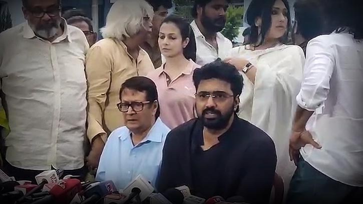 ব্যান কালচারের অবসান চান দেব