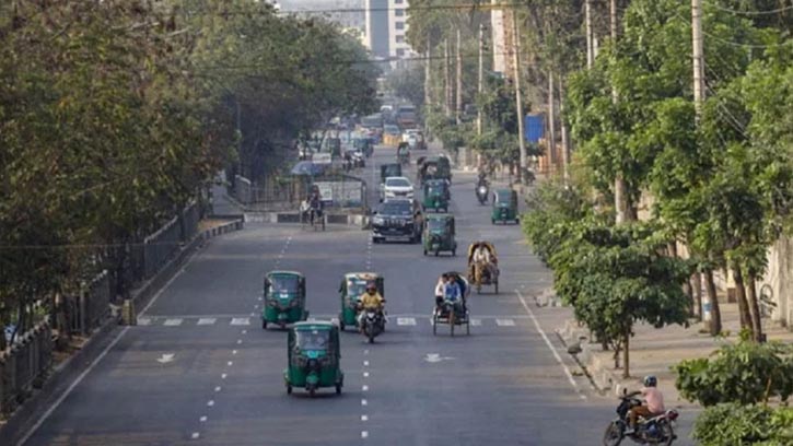 বিশ্ব বায়ু দূষণের শীর্ষে রিয়াদ, ঢাকার বাতাস আজ ‘সহনীয়’
