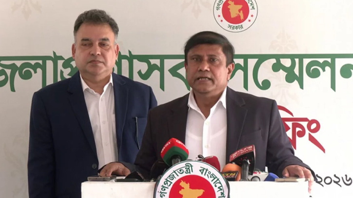নাগরিক প্রশাসনের সঙ্গে মিলেই দায়িত্ব পালন করবে সেনাবাহিনী