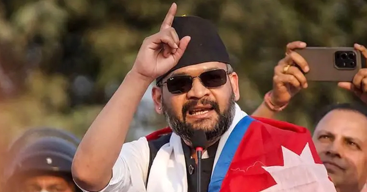 নেপালের প্রধানমন্ত্রী হওয়ার দৌড়ে এগিয়ে বালেন্দ্র শাহ
