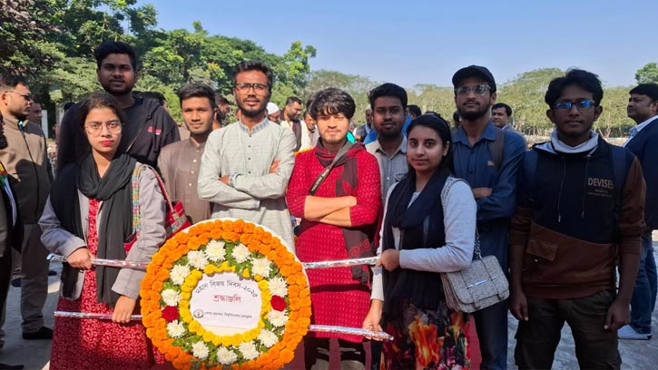 বিজয় দিবসে শহীদদের প্রতি শ্রদ্ধা জানাল বেরোবি প্রেসক্লাব