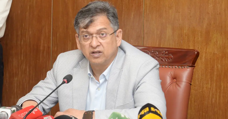 বেনজীরকে দেশে ফেরাতে প্রক্রিয়া চলছে: স্বরাষ্ট্রমন্ত্রী