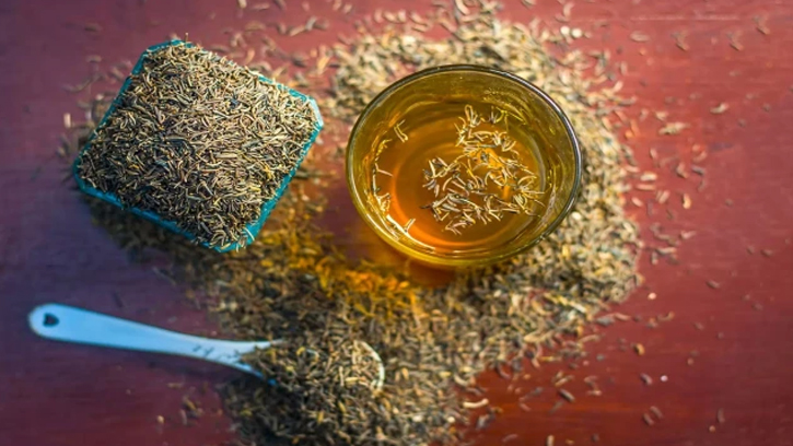 রাতের এই ড্রিঙ্কে কমবে পেটের চর্বি