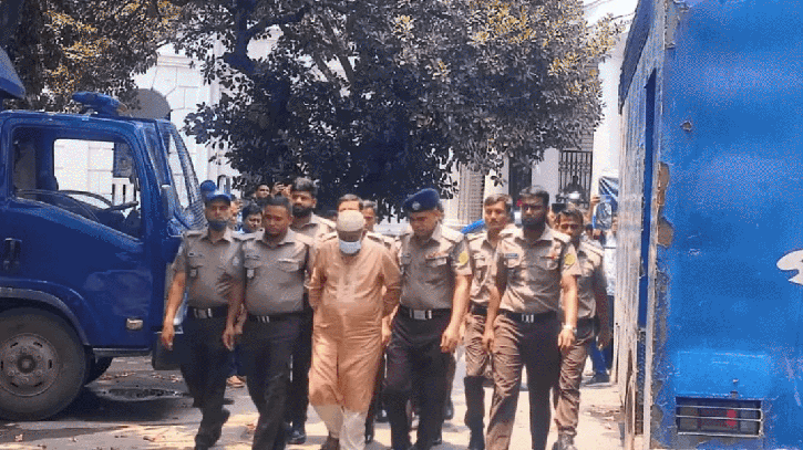 শহীদ আবু সাঈদ হত্যা মামলায় সাবেক ভিসি ট্রাইব্যুনালে হাজির