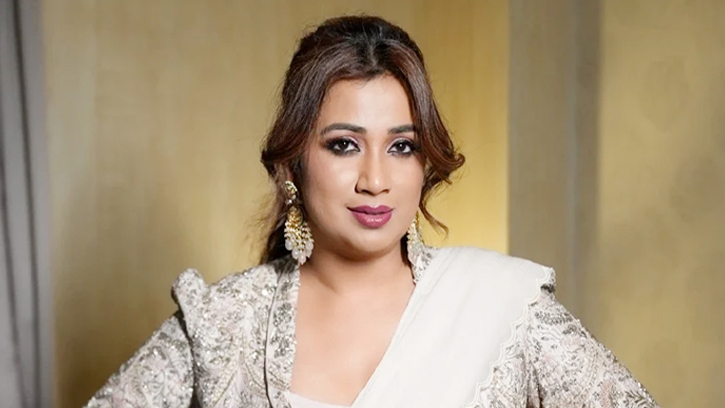 প্লেব্যাক থেকে বিরতি? শ্রেয়া ঘোষালের ইচ্ছার খবর