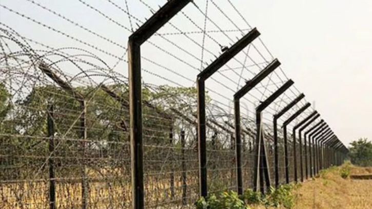 সীমান্তের তিন গ্রামে শোকের মাতম