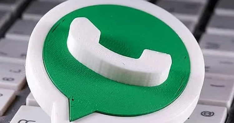 হোয়াটসঅ্যাপে আসা ফাইলেই কম্পিউটার হ্যাক!