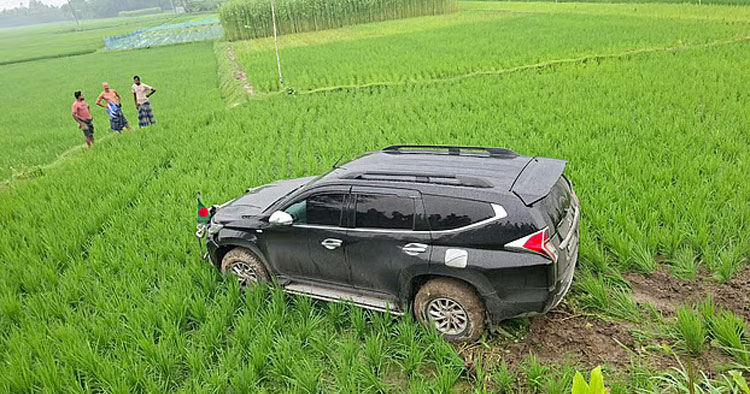 বগুড়ায় প্রতিমন্ত্রীর গাড়ির ধাক্কায় আহত নারীর মৃত্যু