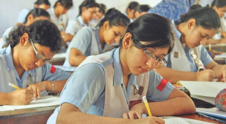 ২০২৬ সালের এইচএসসি ও সমমান পরীক্ষা মে-জুনে পূর্ণাঙ্গ পাঠ্যসূচিতে অনুষ্ঠিত হবে