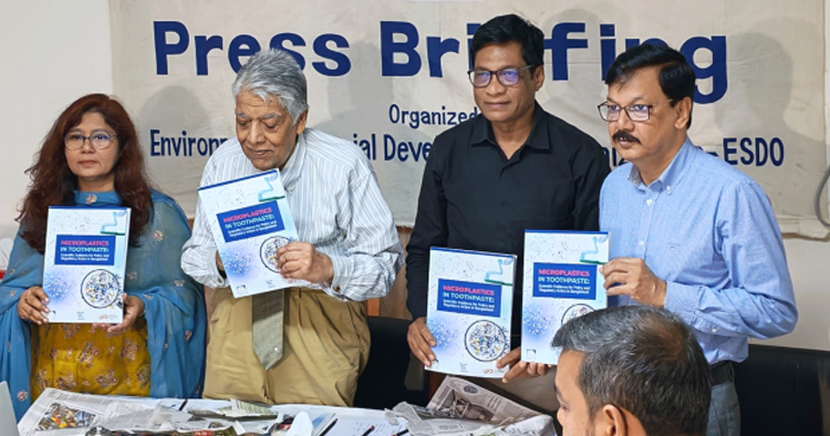 ৩৪ টুথপেস্টের ২৬টিতে মাইক্রোপ্লাস্টিক, উদ্বেগ জানাল ইএসডিও